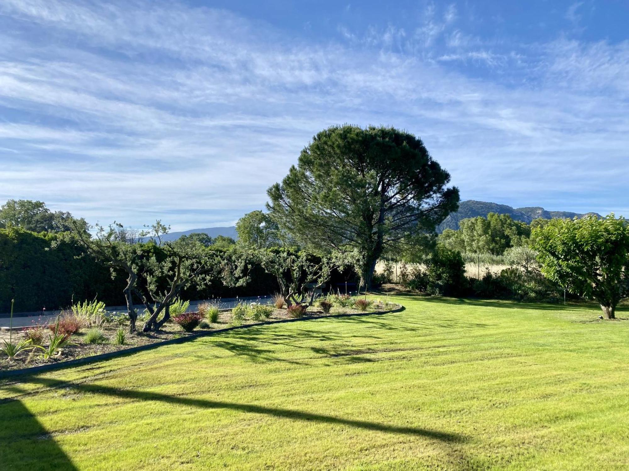 Provencal House With Heated Pool, View Of The Luberon In Robion - Accommodates 12 People. エクステリア 写真